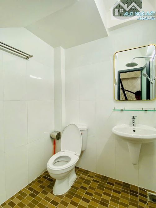 Bán nhà Gò Vấp - Giá tốt, sổ hồng riêng! Giá 2 tỷ 150 với 38m² xây 1 trệt 3 lầu, gần chợ - 5