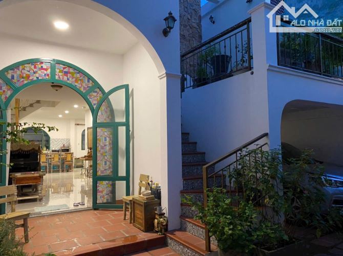 Bán căn biệt thự 3 Lầu. khuôn đất đẹp Linh Đông, P.Linh Đông, Thủ Đức - 8x19m - 5