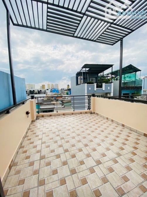 Siêu hot, nhà mới 4 tầng, Lưu Hữu Phước, giáp Lương Văn Can, quận 8, chỉ 4.85 tỷ - 5