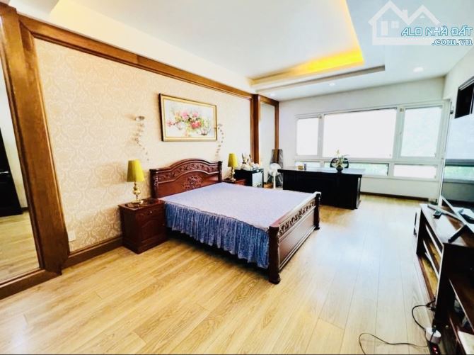 Mặt tiền khu Tên Lửa - 6x20m - Có hầm - 4 tầng - 5PN - Đường 16m - 5