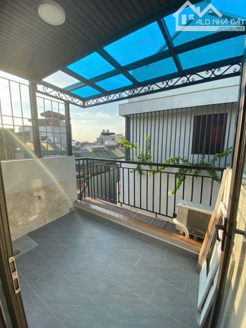 Bán nhà Ngô Thì Sỹ, 35m2, 5T thang máy, MT 3.5m, oto, full nội thất, 9.8 tỷ - 5