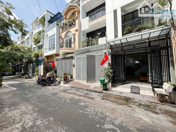 Bán nhà 1 trệt 2 lầu, khu dân cư hiện hữu, an ninh và dân trí, kiến trúc trang trọng - 5