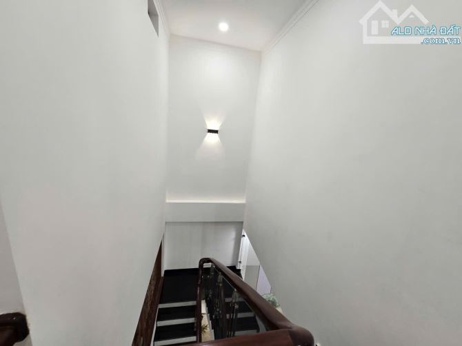 NHÀ 2 TẦNG MẶT TIỀN KINH DOANH ĐƯỜNG NGUYỄN KHUYẾN - VỊ TRÍ ĐẸP - 5