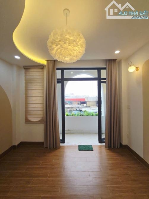 SIÊU PHẨM QUẬN 9 ĐẸP LUNG LINH,DT52M 3TẦNG HẺM XE HƠI NGAY NGUYỄN DUY TRINH,CHỈ 4.X TỶ TL - 5