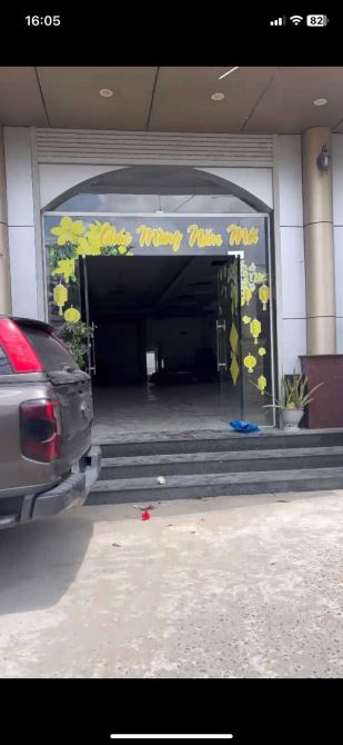 Cho thuê nhà 450 m2 mặt tiền Trần Quang Diệu 15 triệu - 5