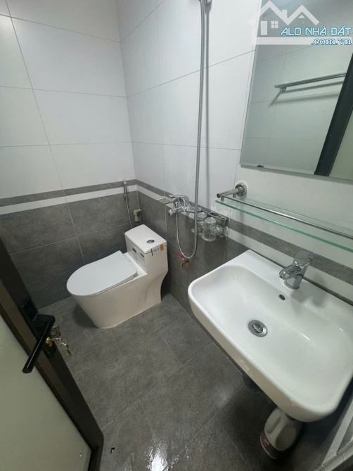 Cho Thuê CCMN 1194 Chùa Láng Đống Đa 30m2 Studio Ban Công Giặt Riêng Thang Máy Ô Tô Đỗ Cửa - 5