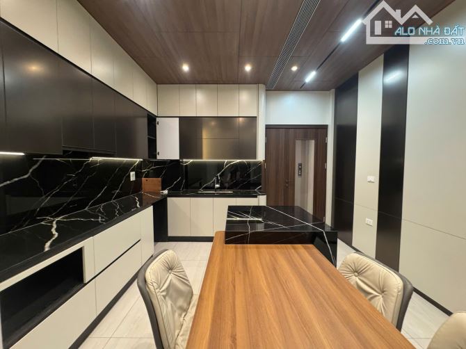 Bán nhà Cự Khối,Long Biên 7 tầng,57m,mt5.1m oto tránh nhỉnh 15 tỷ - 5