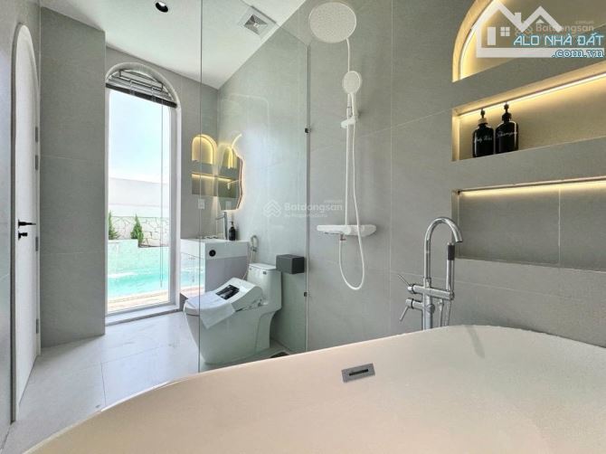 SIÊU VIP! BÁN BIỆT THỰ 2 TẦNG 1050M2 – 69,99 TỶ - MT NGUYỄN ĐÌNH THI - Q. CẨM LỆ - 6