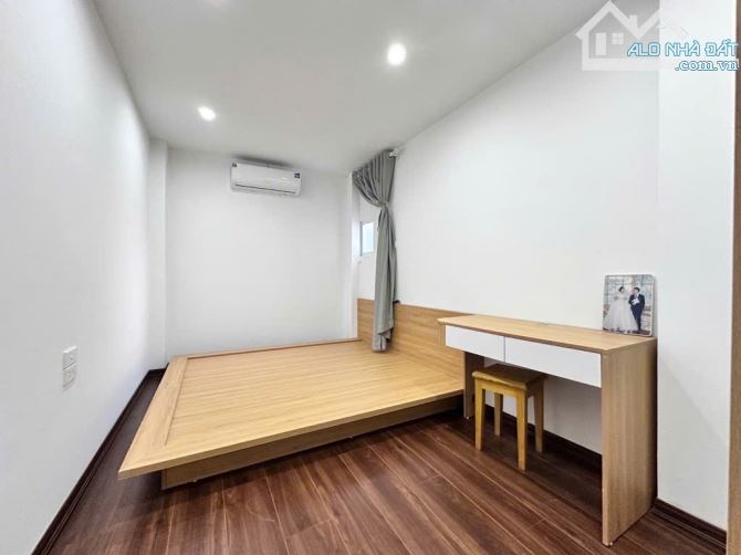 Văn Chương - Nhà dân xây chắc chắn - Gần phố - Ngõ xe máy tránh - Chủ tặng đồ - 6