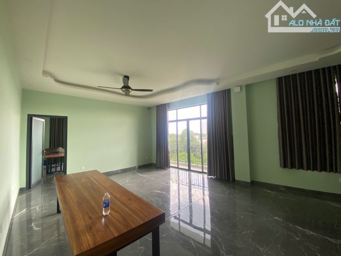 Bấn nhà góc 2 mặt tiền đường 450m đường kinh doanh sổ sẵn cổng chào Bình Dương - 6
