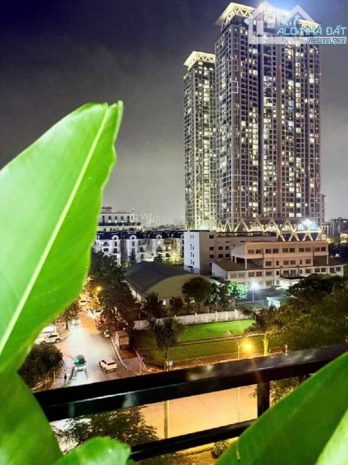 Bán căn hộ CCCC Hàm Nghi 110m 3 ngủ nội thất xịn view phố bếp rộng thoáng đẹp sẵn sổ 8 tỷ - 6