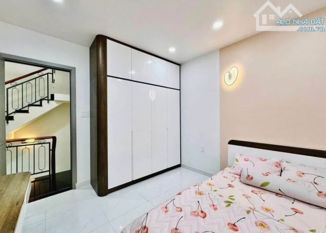 BÁN NHÀ SÁT MT LÊ ĐỨC THỌ, ĐƯỜNG HXT RỘNG SẠCH ĐẸP NHỰA 1 TRỆT LỬNG 2 LẦU ST MỚI ĐẸP - NGA - 6