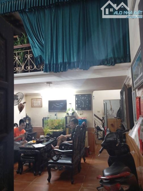 NHÀ BÁN KHƯƠNG TRUNG THANH XUÂN 50M 12 TỶ 3 TẦNG MT 4,5M MẶT NGÕ THÔNG Ô TÔ CÁCH 20M - 6