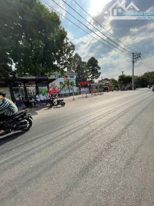 Bà Điểm(XTT-HM) bán đất mt XTT 1 (10 x 16) thông Nguyễn Văn Bứa và P. Văn Hớn giá 6,8tỷ. - 6