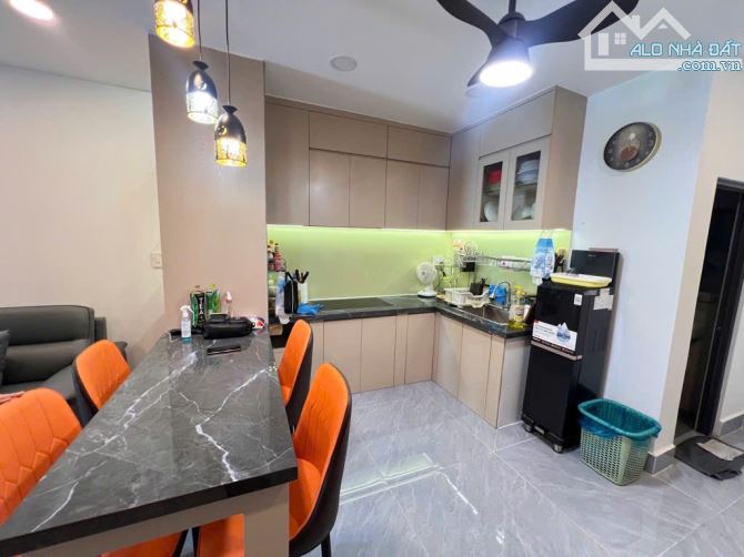 NHÀ 2TẦNG SIÊU ĐẸP QUẬN 9,DT56M NGAY ĐƯỜNG LÃ XUÂN OAI,HẺM XE HƠI 6M,CHỈ NHỈNH 6TỶ TL - 6
