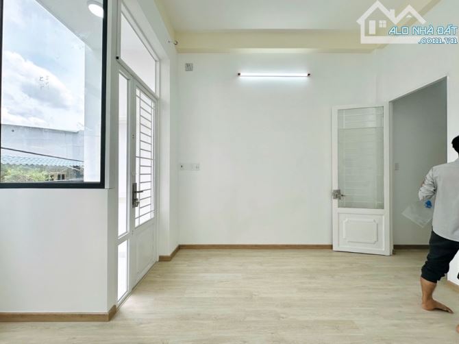 💥 HXH 7 CHỖ THẲNG 1 TRỤC - NGUYỄN XÍ - BÌNH THẠNH - SÁT MẶT TIỀN - 52 M2 - 8,95 TỶ - 6