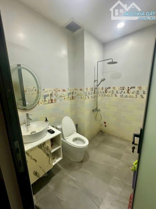 Bán Nhà Hẻm ÔTô 7m, Trịnh Đình Trọng – P.Phú Trung, Tân Phú, 12.7Tỷ, 88m2(4,1x22), 5Tầng - 6