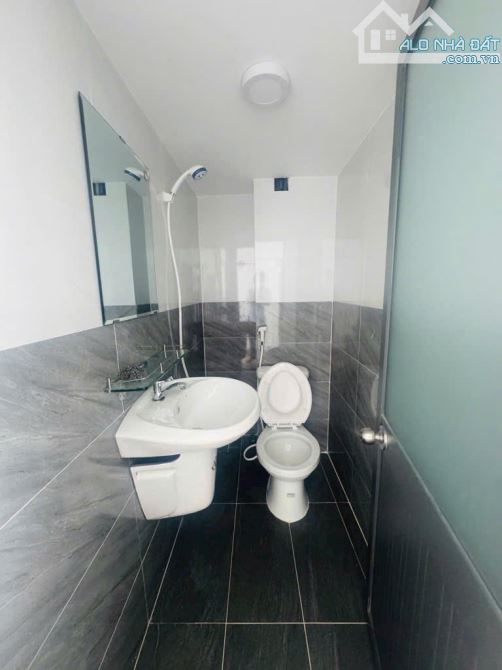 Bán Nhà Hẻm Ô Tô 4m, Trịnh Đình Trọng – P.Phú Trung, Tân Phú, 8.2Tỷ, 51m2(4,2x12), 5Tầng - 6