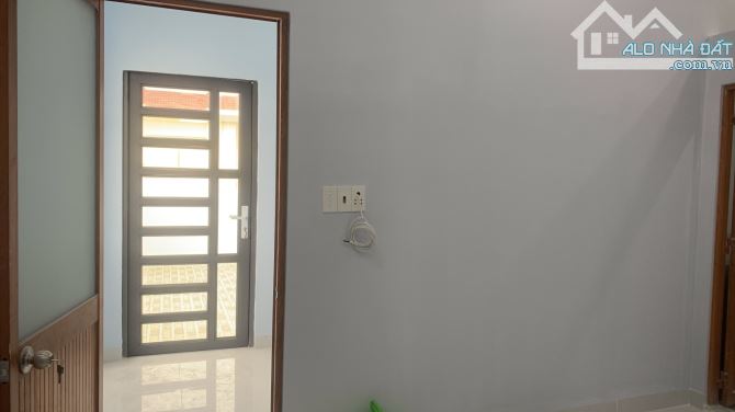 GIẢM SÂU 1.2 TỶ - CHỈ CÒN 8 TỶ - 4.8X12.5M - 4 TẦNG - NHÀ MỚI 100% - 7