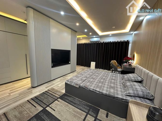 7 tầng thang máy full nội thất, ngõ thông 20m ra Phố Tứ Liên, Apartment, 52m2. Giá 17.2 tỷ - 7