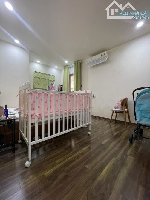 BÁN CHUNG CƯ DIAMOND FLOWER 48 LÊ VĂN LƯƠNG - THANH XUÂN - NỘI THẤT ĐẸP - 125M - 3PN - 2VS - 7