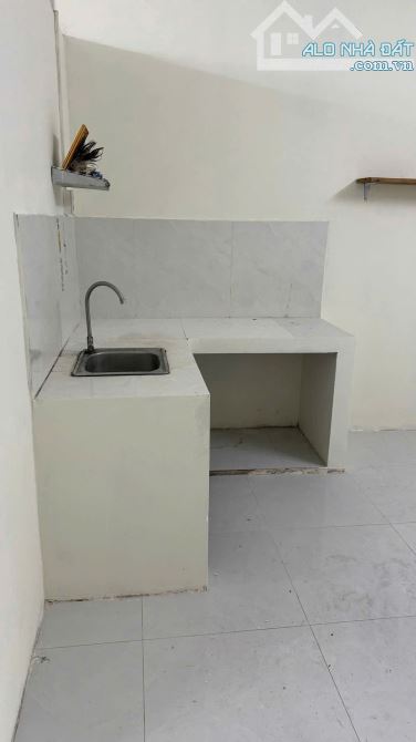 Nhà giá mềm 2 phòng gần cao đẳng KT-KT - 7