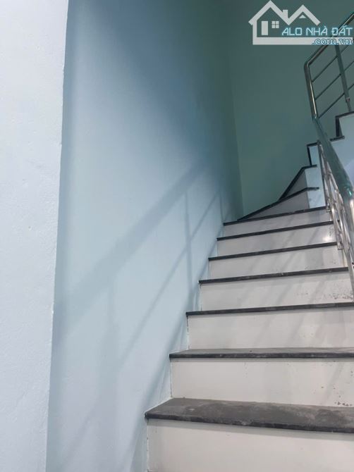 BÁN NHÀ PHỐ PHƯƠNG MAI, CẠNH VINCOM, ĐỐNG ĐA, 2 MẶT NGÕ, DT 35M2* 5 TẦNG* GIÁ 8.5 TỶ - 7