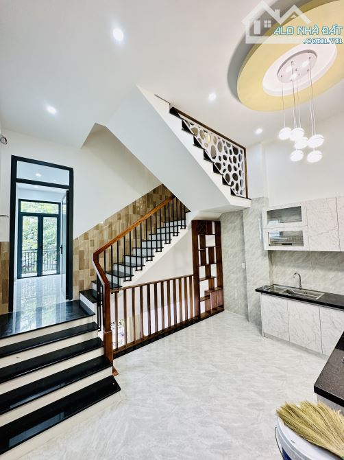 Bán nhà 4 tầng mặt tiền Phạm Thị Đào - Ghềnh Ráng - Tp Quy Nhơn - Bình Định - 7