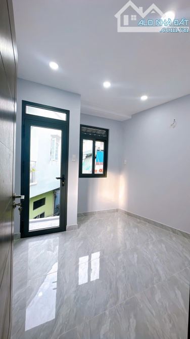 NHÀ MỚI ĐÚC BÊ TÔNG HẺM NGANG 3.5 M HƠN 2 TỶ NHỈNH - 6