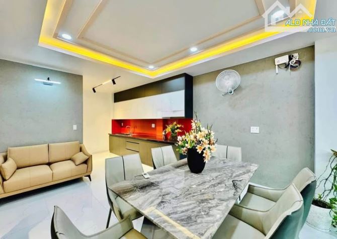 BÁN NHÀ SÁT MT LÊ ĐỨC THỌ, ĐƯỜNG HXT RỘNG SẠCH ĐẸP NHỰA 1 TRỆT LỬNG 2 LẦU ST MỚI ĐẸP - NGA - 7
