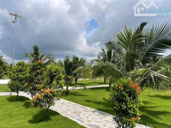 CHỦ NGỘP NẶNG giảm mạnh còn 32tỷ gần 8000 m². Giá bao rẻ nhất khu du lịch Biển Cam Bình - 7