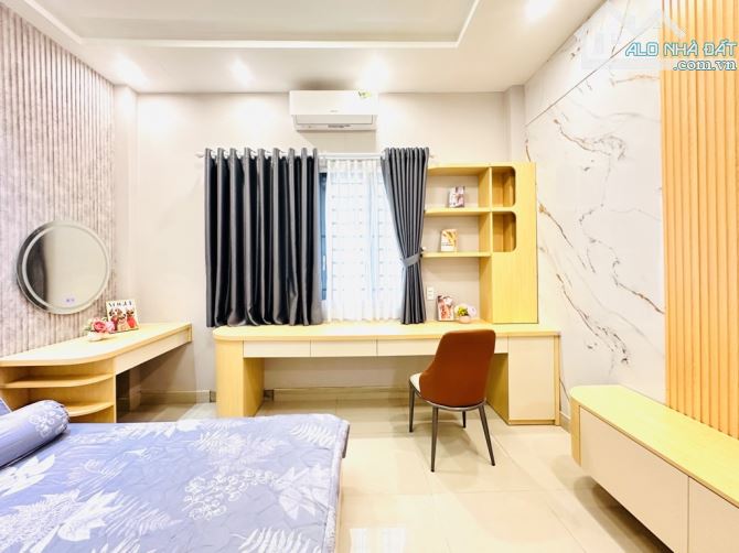 CHỦ GẤP BÁN NHÀ ĐẸP – HẺM 8M – 4 TẦNG – DT 76m² – P.14 GÒ VẤP - 9.5 TỶ - 7