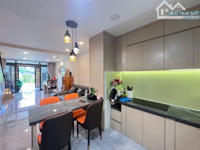 NHÀ 2TẦNG SIÊU ĐẸP QUẬN 9,DT56M NGAY ĐƯỜNG LÃ XUÂN OAI,HẺM XE HƠI 6M,CHỈ NHỈNH 6TỶ TL - 7