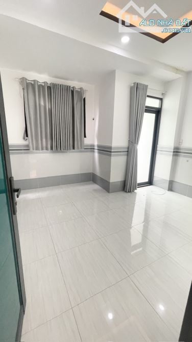Nhà Q8 P6 mới + đẹp vào ở ngay - 4 x 10 - SHR - gần cầu Nhị Thiên Đường - Chỉ 4T6. - 7