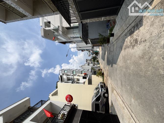 Bán Nhà Linh Xuân, Lô Góc 2MT -70m2, xe hơi thông,SHR,Chỉ 4 tỷ x - 8