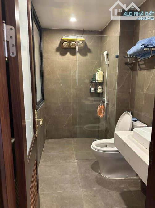6 tầng thang máy mới oto vào nhà ngõ thông Tứ Liên, 43m2, Apartment+ CTY. Giá 15.2 tỷ - 8