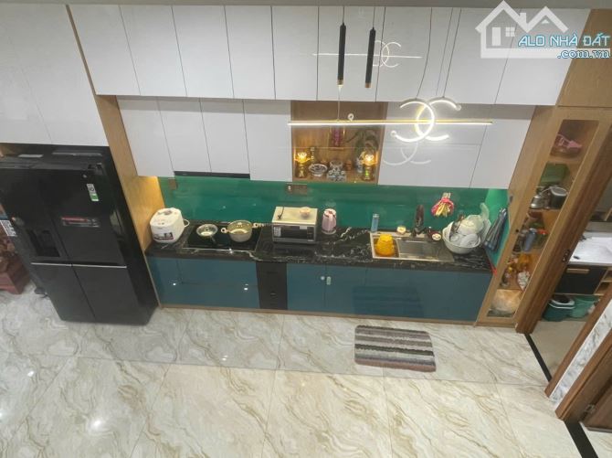 Nhà 3 tầng đường 7.5 Diệp Minh Châu - Hoà Xuân - 8