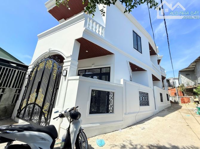 Nhà 2 Tầng Thiết Kế Hiện Đại - Cách Trần Phú Vài Trăm Mét - 8