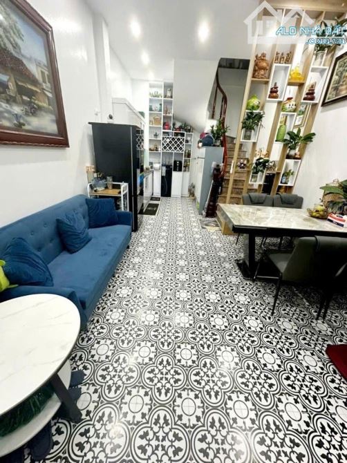 Bán nhà khu vực hồ tùng mậu - nhà đẹp - lô góc - 8