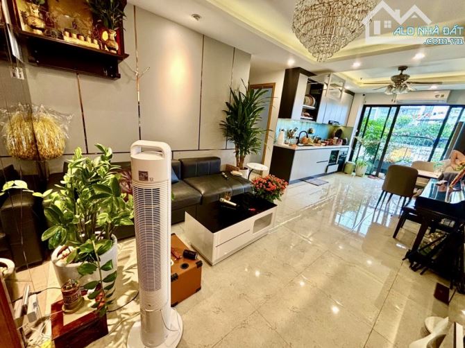 8.x tỷ / 93 m2/ Tầng 20 / Chung Cư Cao Cấp THANH XUÂN - 9