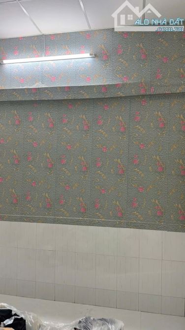 Nhà giá mềm 2 phòng gần cao đẳng KT-KT - 9