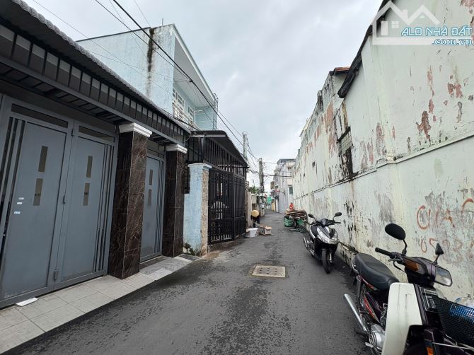 Bán nhà 1 trệt 1 lầu gần TTTM VinCom, Phường Tân Tiến , Biên Hòa, Đồng Nai Gía 3,6 tỷ - 9