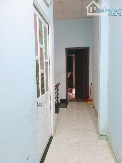 NHÀ ĐẸP 2 TẦNG 55M2(4X14)- TỈNH LỘ 10-GIÁ 4.7 TỶ - 9