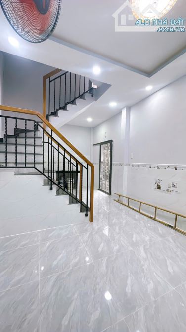 NHÀ MỚI ĐÚC BÊ TÔNG HẺM NGANG 3.5 M HƠN 2 TỶ NHỈNH - 8