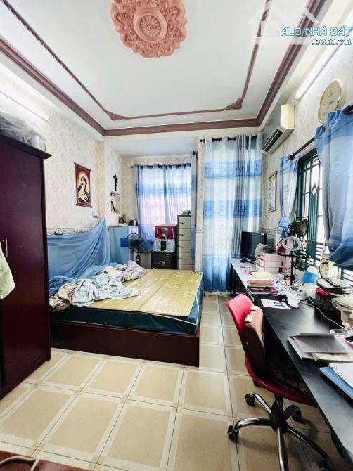 MT HẺM VÍP p15 TÂN BÌNH - NGANG KHỦNG 8.2M-206M2 4 TẦNG NHỈNH 18TỶ TL - 9