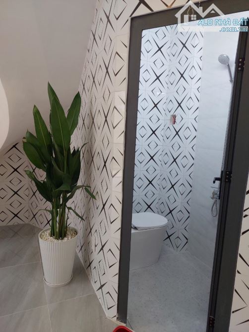 NHÀ ĐẸP VÀI BƯỚC RA QUANG TRUNG – VỊ TRÍ TRUNG TÂM GÒ VẤP. CHỈ HƠN3Đ - 9