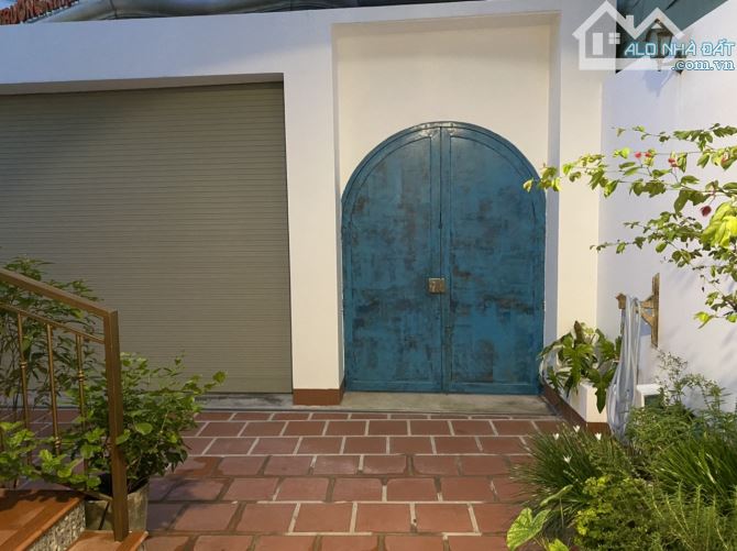 Bán căn biệt thự 3 Lầu. khuôn đất đẹp Linh Đông, P.Linh Đông, Thủ Đức - 8x19m - 9