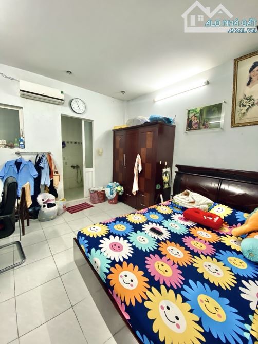 CHÍNH CHỦ 15 NĂM - 56M2 [4x14]- 3 TẦNG - NỞ HẬU - HẺM Ô TÔ THÔNG - GIÁP TÂN PHÚ - 9