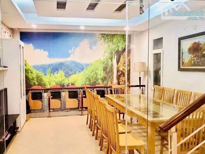 TRƯỜNG CHINH - ĐỐNG ĐA - 48M - 15,5 TỶ - KINH DOANH - NGÕ RỘNG THÔNG THOÁNG - NHÀ ĐẸP - 9