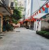 CẦN BÁN GẤP NHÀ DÂN XÂY CHẮC CHẮN  CẠNH ĐẠI HỌC MỎ 33M2, 4 TẦNG , 5.9 TỶ, Ô TÔ ĐỖ CỬA
